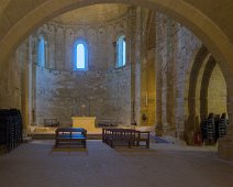 Le transept, l'abside et le maître autel
